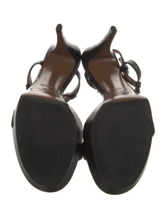 Gucci Horsebit Accent Leather T-Strap Sandals