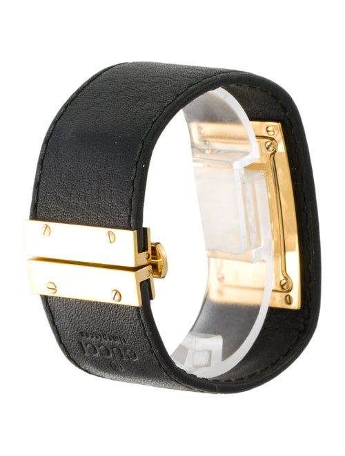 Gucci 7800 Series Watch