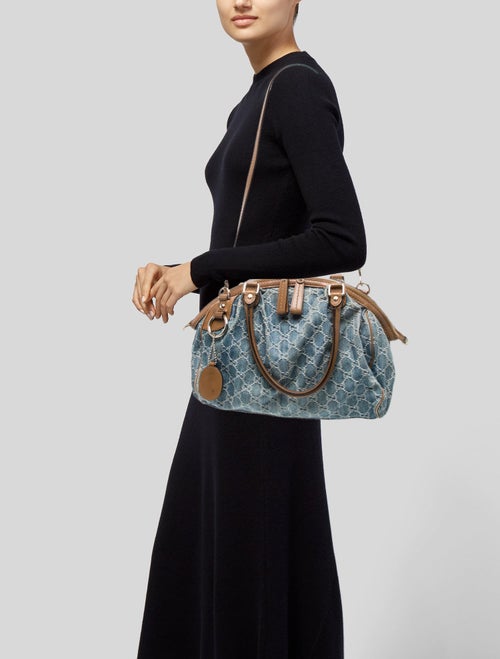 Gucci GG Canvas Sukey Medium