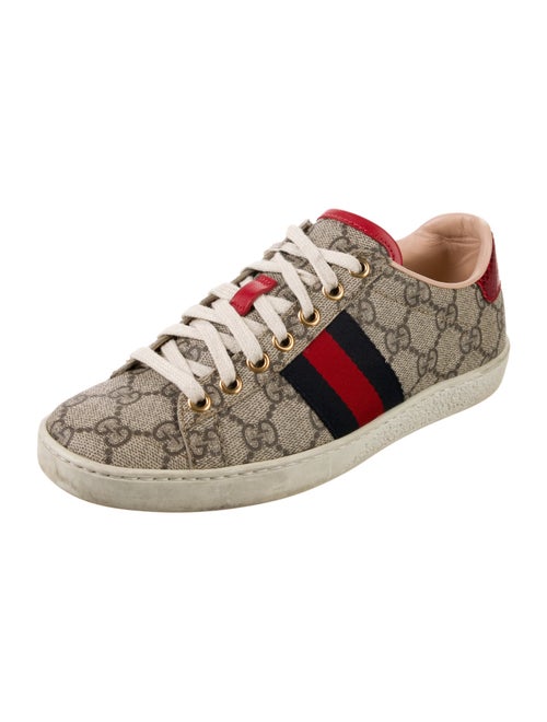 Gucci GG Supreme Sneakers