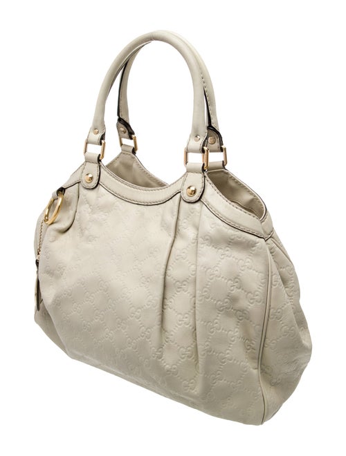 Gucci GG Signature Sukey Medium