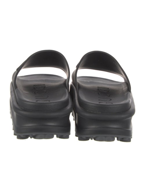 Gucci Interlocking G Logo Rubber Slides