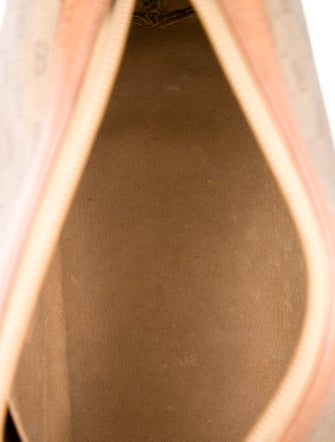 Gucci Women's coated canvas women's cosmetic bag