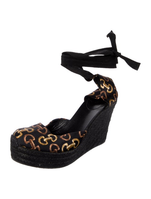 Gucci Horsebit Accent Satin Pumps