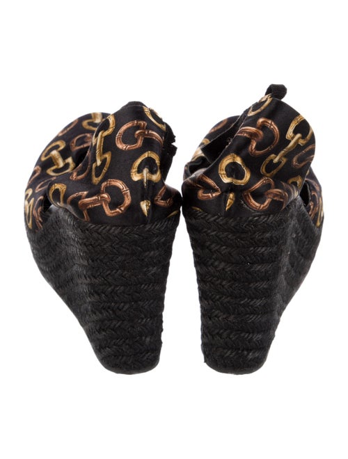 Gucci Horsebit Accent Satin Pumps