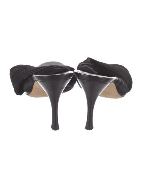 Gucci Pleated Accents Slides