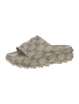 Gucci Interlocking G Logo Rubber Slides