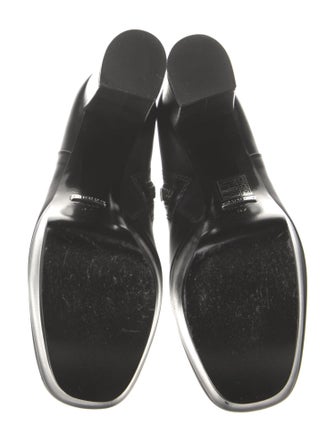 Gucci Leather Boots