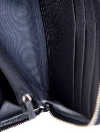 Gucci GG Supreme Continental Wallet