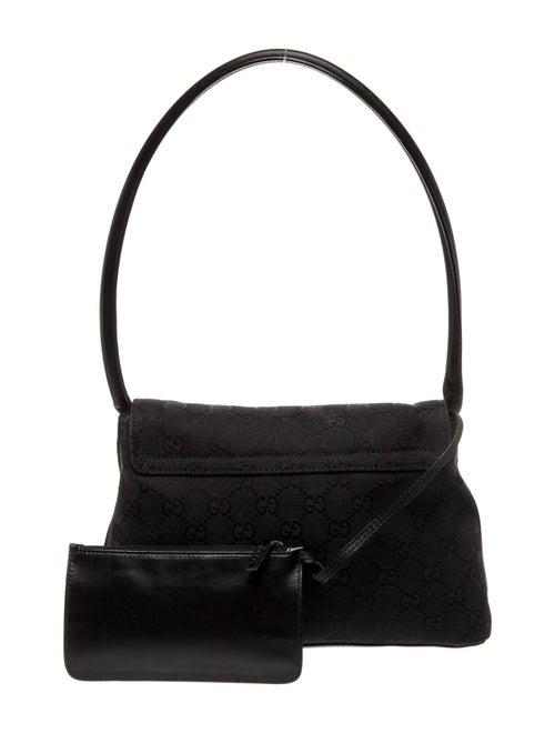 Gucci GG Canvas GG black shoulder bag.