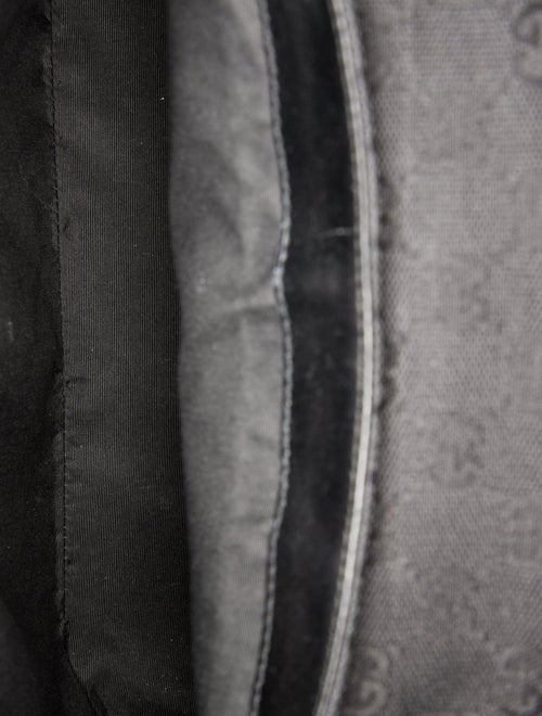 Gucci GG Canvas GG black shoulder bag.