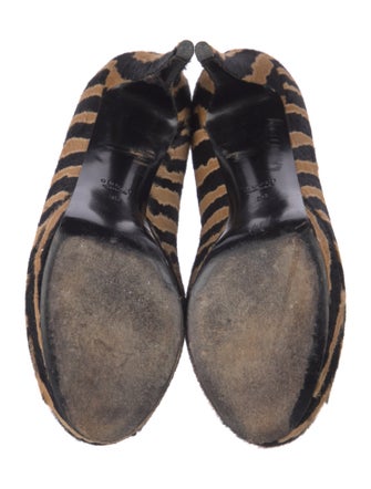 Gucci Ponyhair Animal Print Pumps