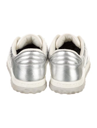 Gucci Interlocking G Logo Leather Sneakers