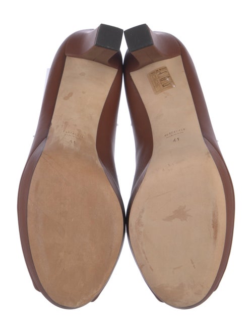Gucci Leather Pumps