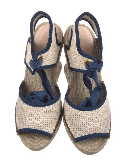 Gucci Double G Logo Canvas Pumps