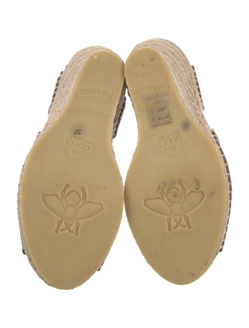 Gucci Double G Logo Canvas Pumps