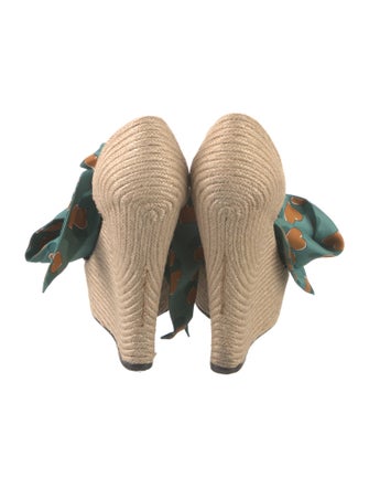 Gucci Silk Printed Espadrilles