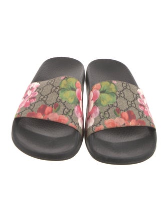 Gucci GG Supreme Rubber Slides
