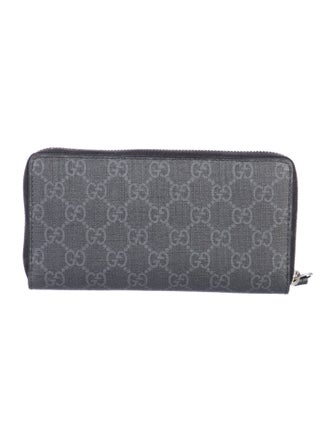 Gucci GG Supreme Continental Wallet