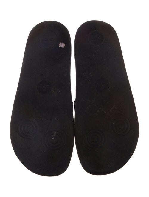 Gucci GG Logo Rubber Slides