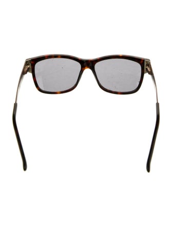 Gucci Wayfarer Tinted Sunglasses