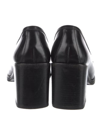 Gucci Leather Pumps