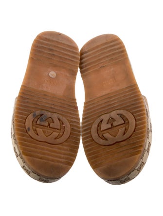 Gucci GG Canvas Canvas Slides