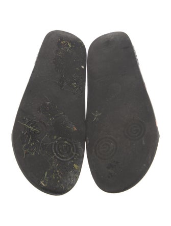 Gucci Bee Accent Rubber Slides