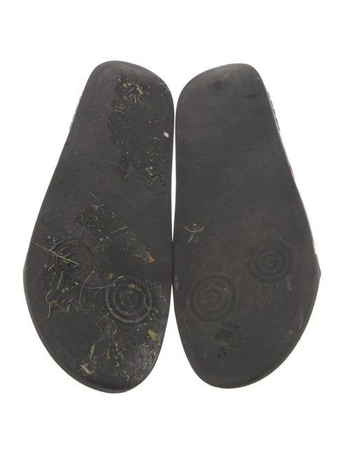 Gucci Bee Accent Rubber Slides