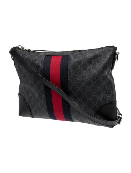Gucci GG Supreme Messenger Bag