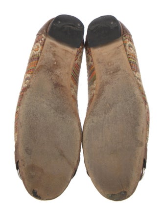 Gucci GG Logo Leather Ballet Flats