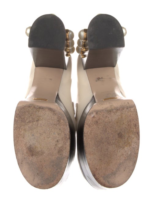 Gucci Faux Pearl Accents Leather Pumps