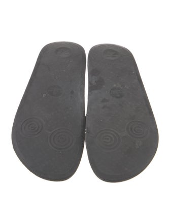 Gucci GG Logo Rubber Slides
