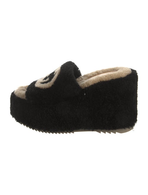 Gucci Interlocking G Logo Shearling Slides