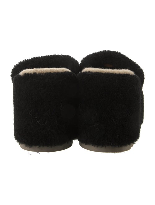 Gucci Interlocking G Logo Shearling Slides