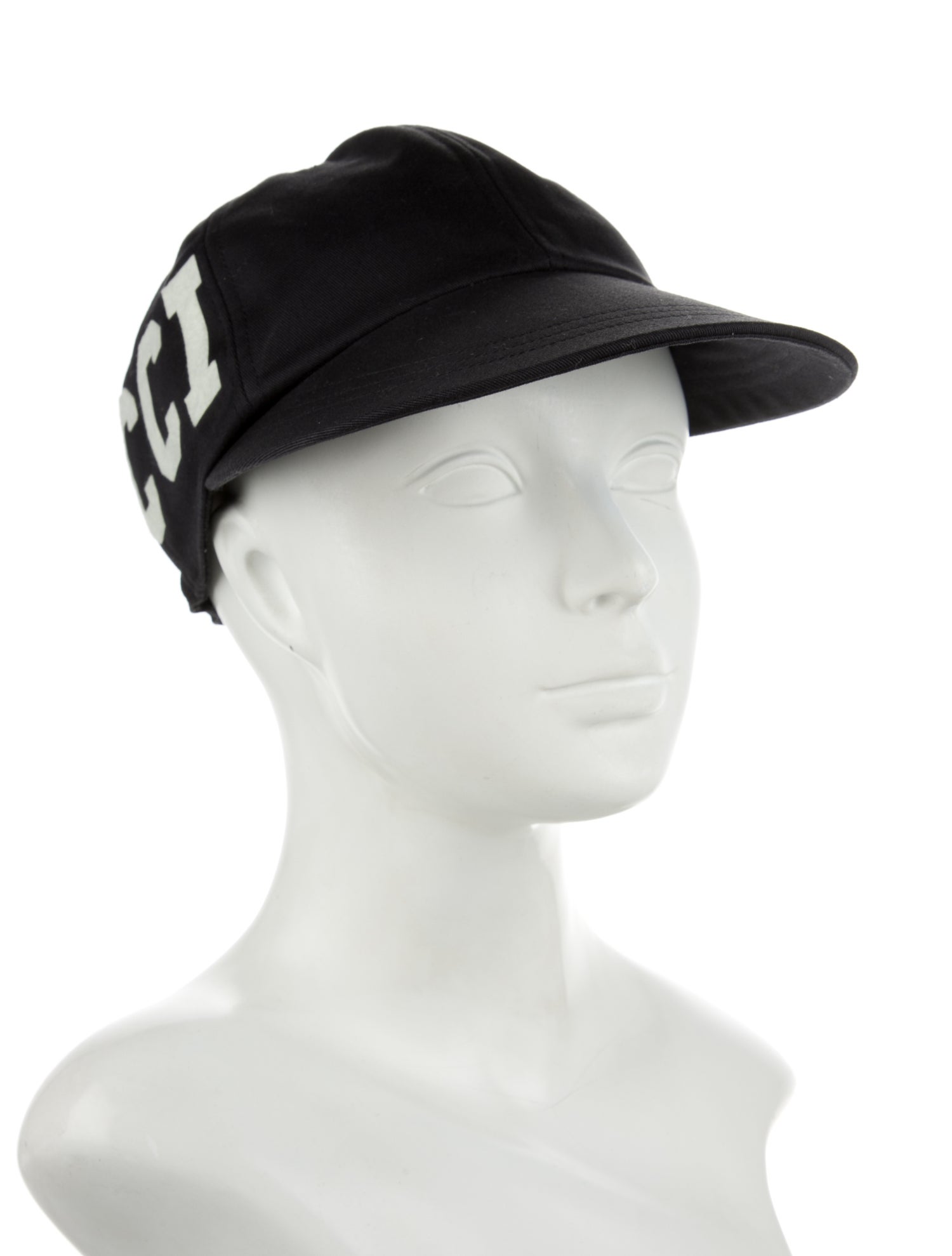 Gucci Embroidered fitted Cap