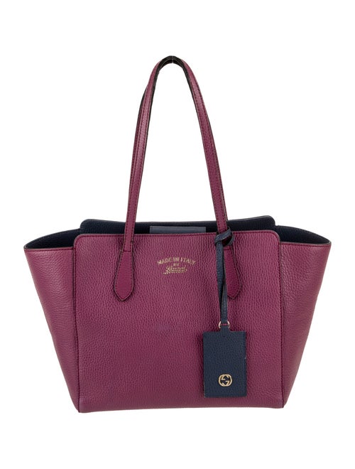 Gucci Leather Swing Medium