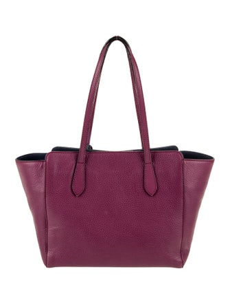 Gucci Leather Swing Medium