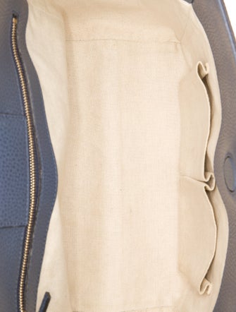 Gucci Leather Swing Medium