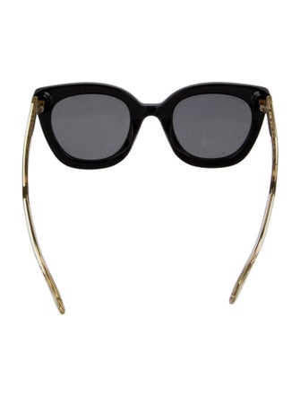 Gucci Square Tinted Sunglasses