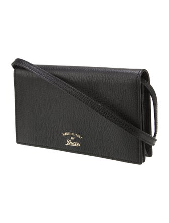 Gucci Signature Swing