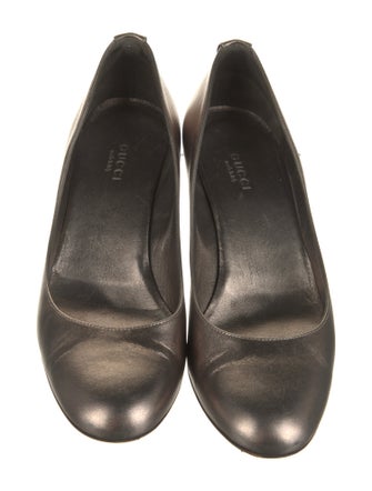 Gucci Leather Pumps