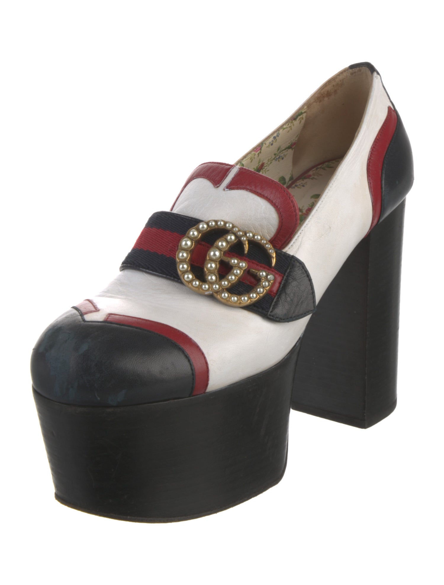 Gucci Faux Pearl Accents Leather Pumps