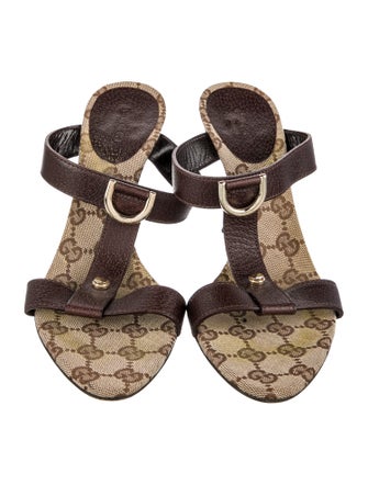 Gucci GG Canvas Canvas T-Strap Sandals