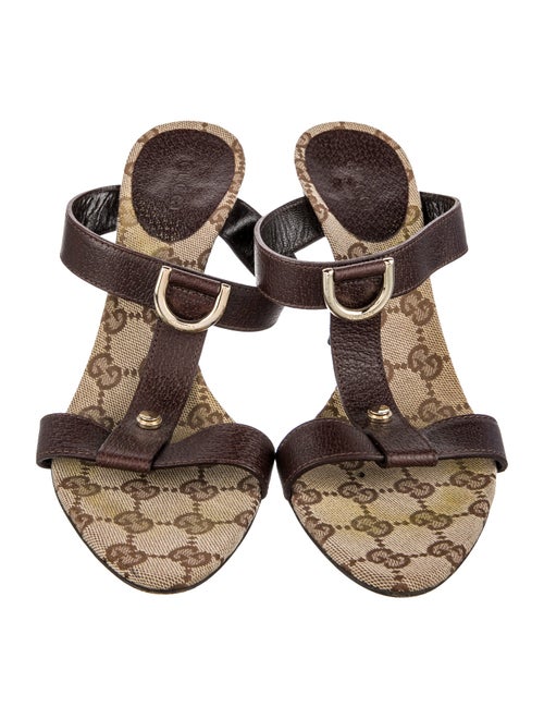 Gucci GG Canvas Canvas T-Strap Sandals