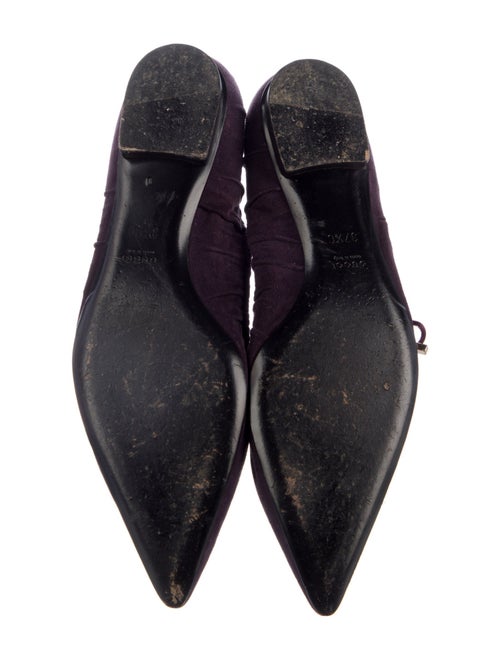Gucci Suede Ruffle Embellishment Flats