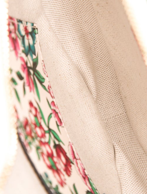 Gucci Leather Heart Mini