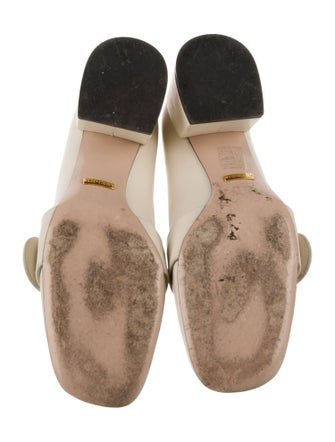 Gucci Interlocking G Logo Leather Pumps