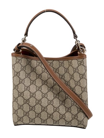 Gucci GG Supreme supreme emblem