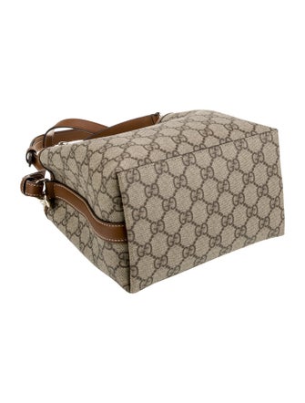 Gucci GG Supreme supreme emblem